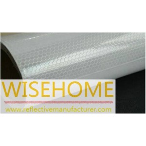 Self-adhesive reflective vinyl